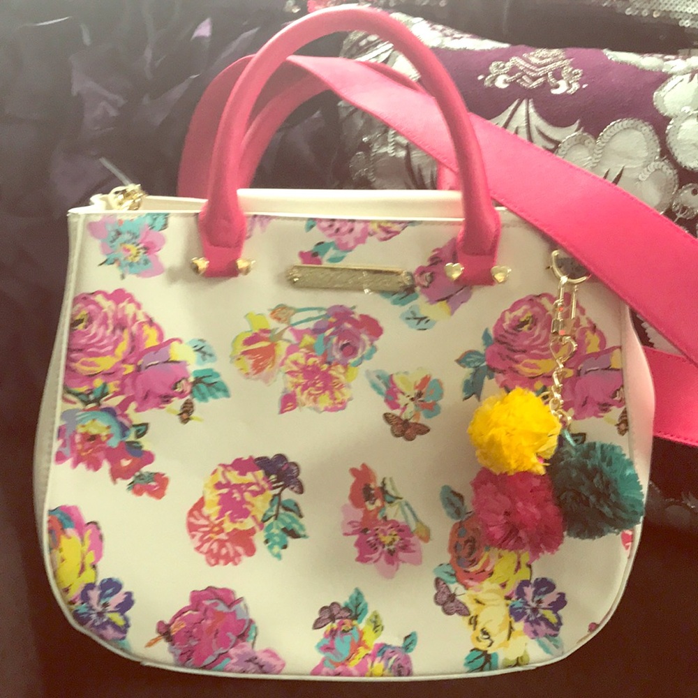 Betsy Johnson purse in pretty floral pink!